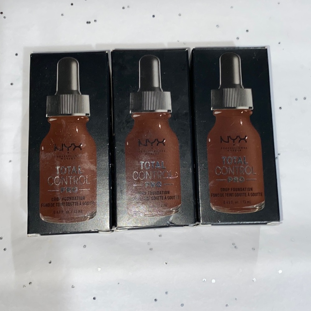 3 NYX Professional Makeup Total Control Pro Drop Foundation DEEP EBONY TCPDF25